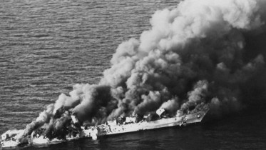 Iran-warship-destroyed
